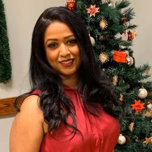 Meet your Posher, Ishma